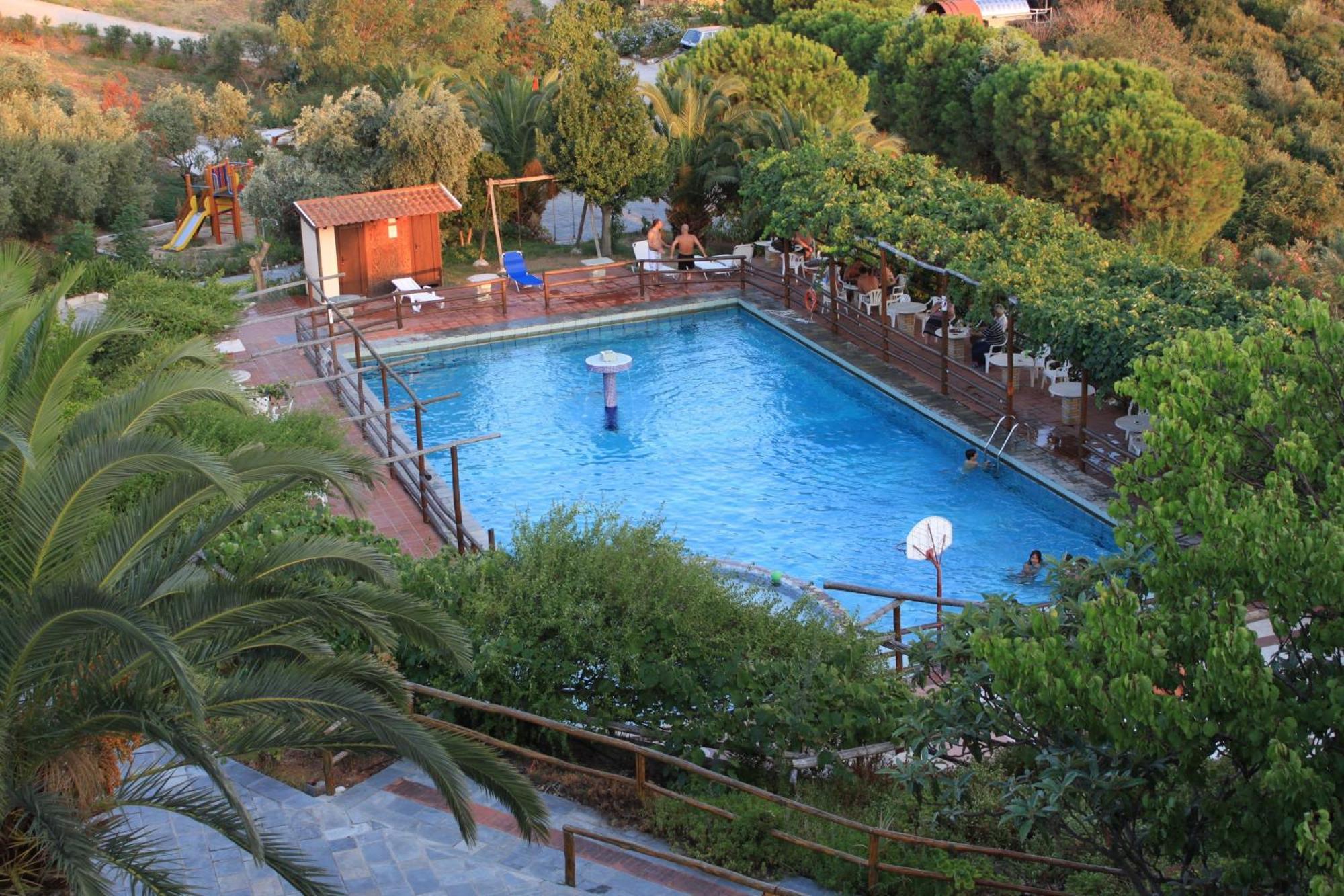 Athorama Hotel أُرانّوبولي المظهر الخارجي الصورة